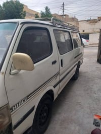 كيا هايس موديل 1996  محرك بطة +گير اوتماتيك . شرط مكفولات الكشر  نقص ا...