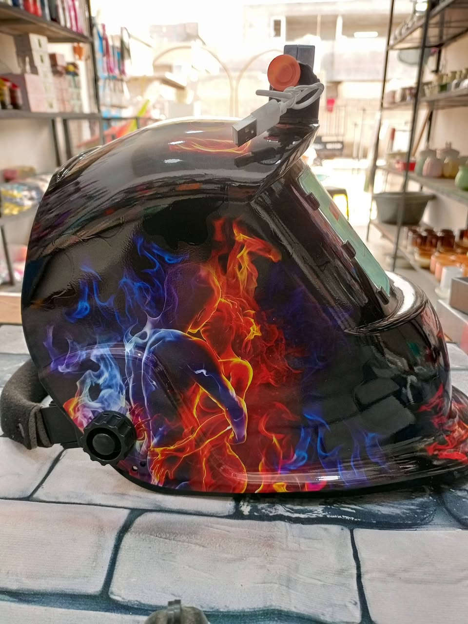 خوذة لحام الكتروني للبيع فقط ٢٠ الف وبالعافية


**إذا كنت صاحب هذا الإعلان وتريد حذفه لأي سبب، رجاءا أرسل رسالة إلى الدعم الفني**