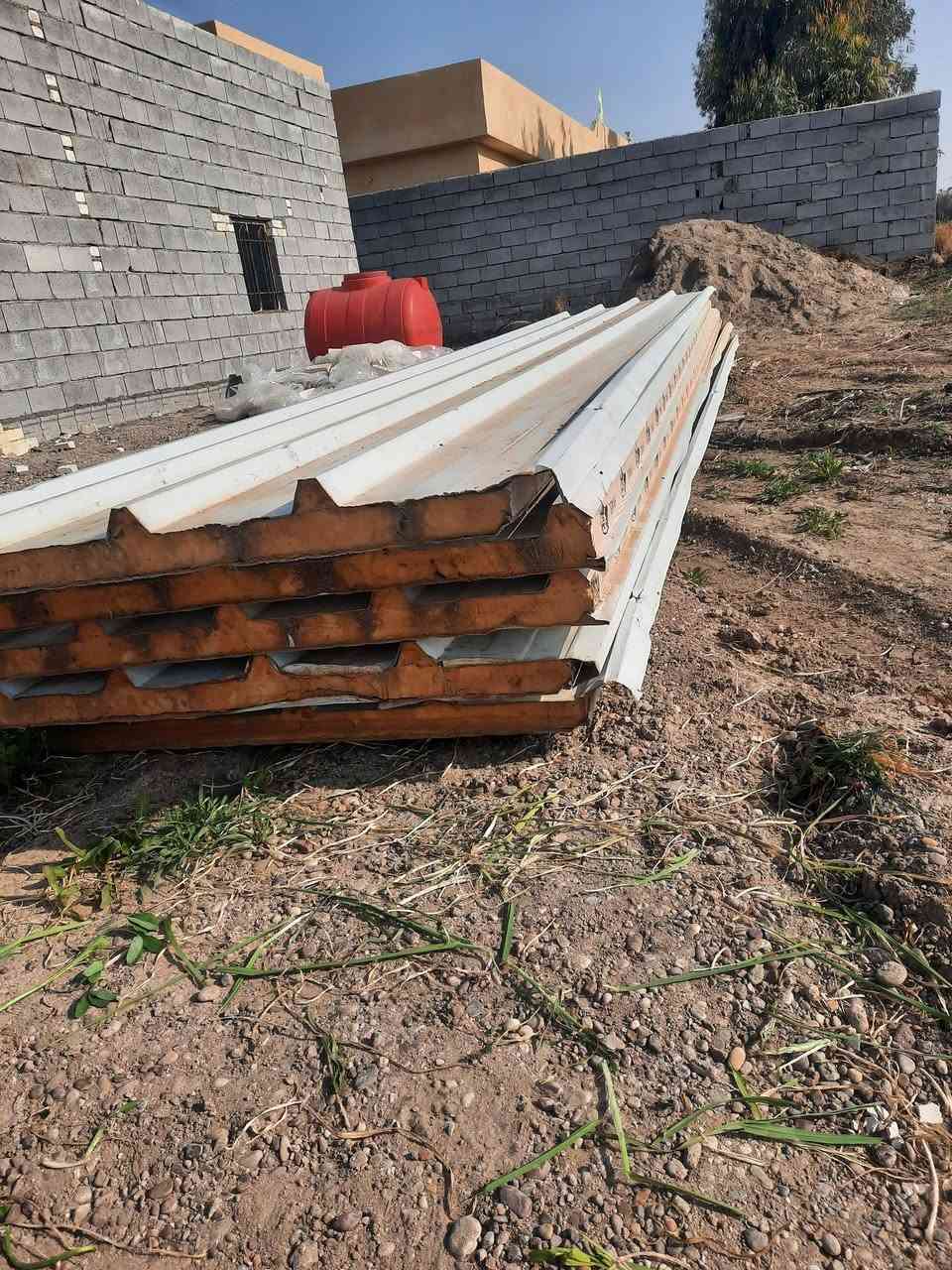 سلام عليكم متوفر سندويج للبيع الطول 6 متر العرض 72
للستفسار.. ***********
