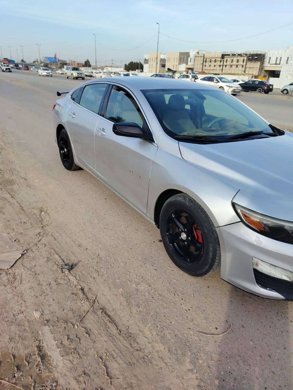 السلام عليكم ماليبو ٢٠١٨
موصفات عاديه
حادثها مثل ما وضح ب صوره فقط وصبغتها احزام لجماليه 
مكينه كير جدد سنويه ما منتهيه 
السعر ٨٠ وبيه مجال 
مكاني نجف 
***********
