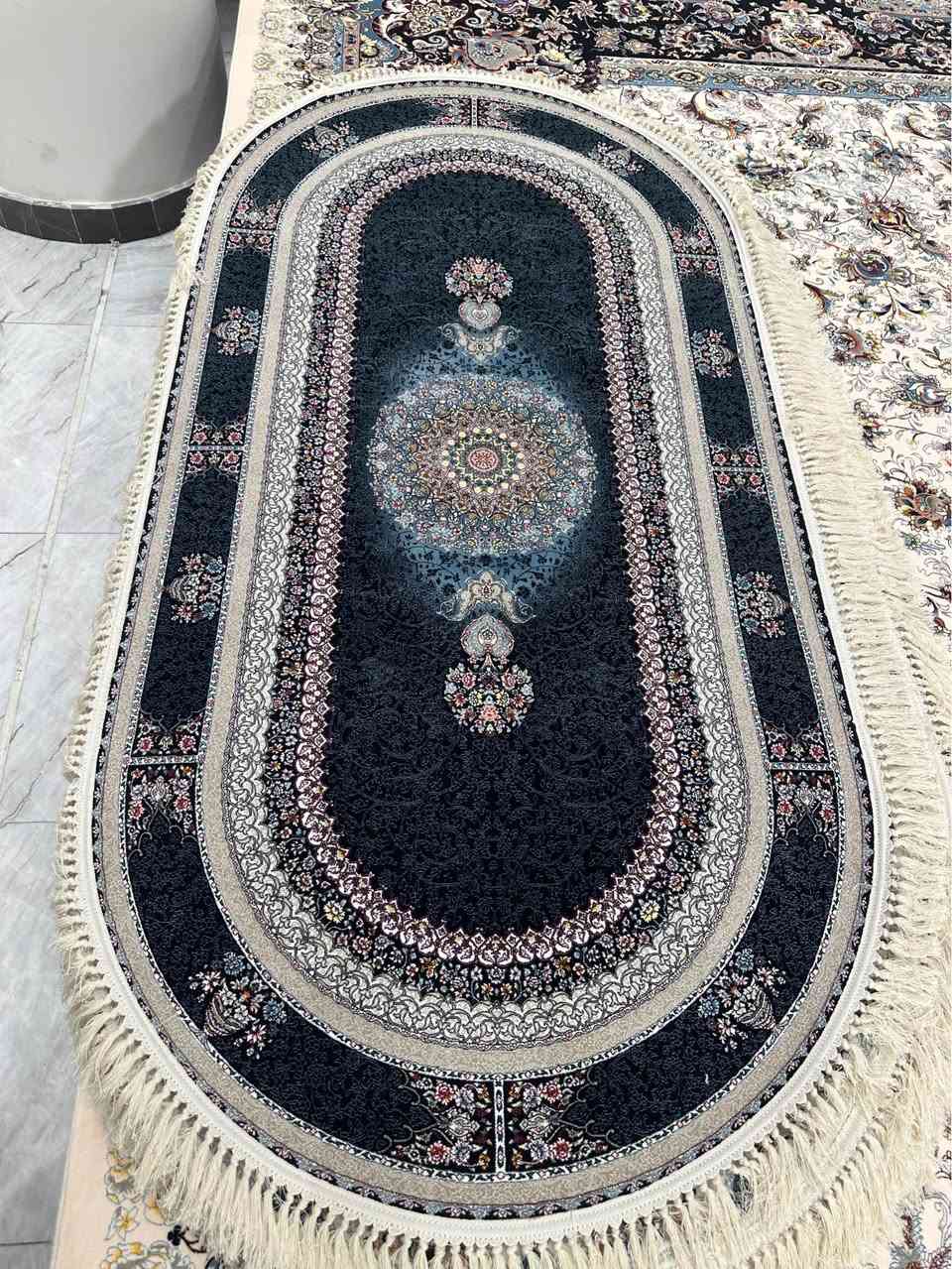سجاد بيضوي سعر ٩٠ الف رقم *********** النجف, العراق
