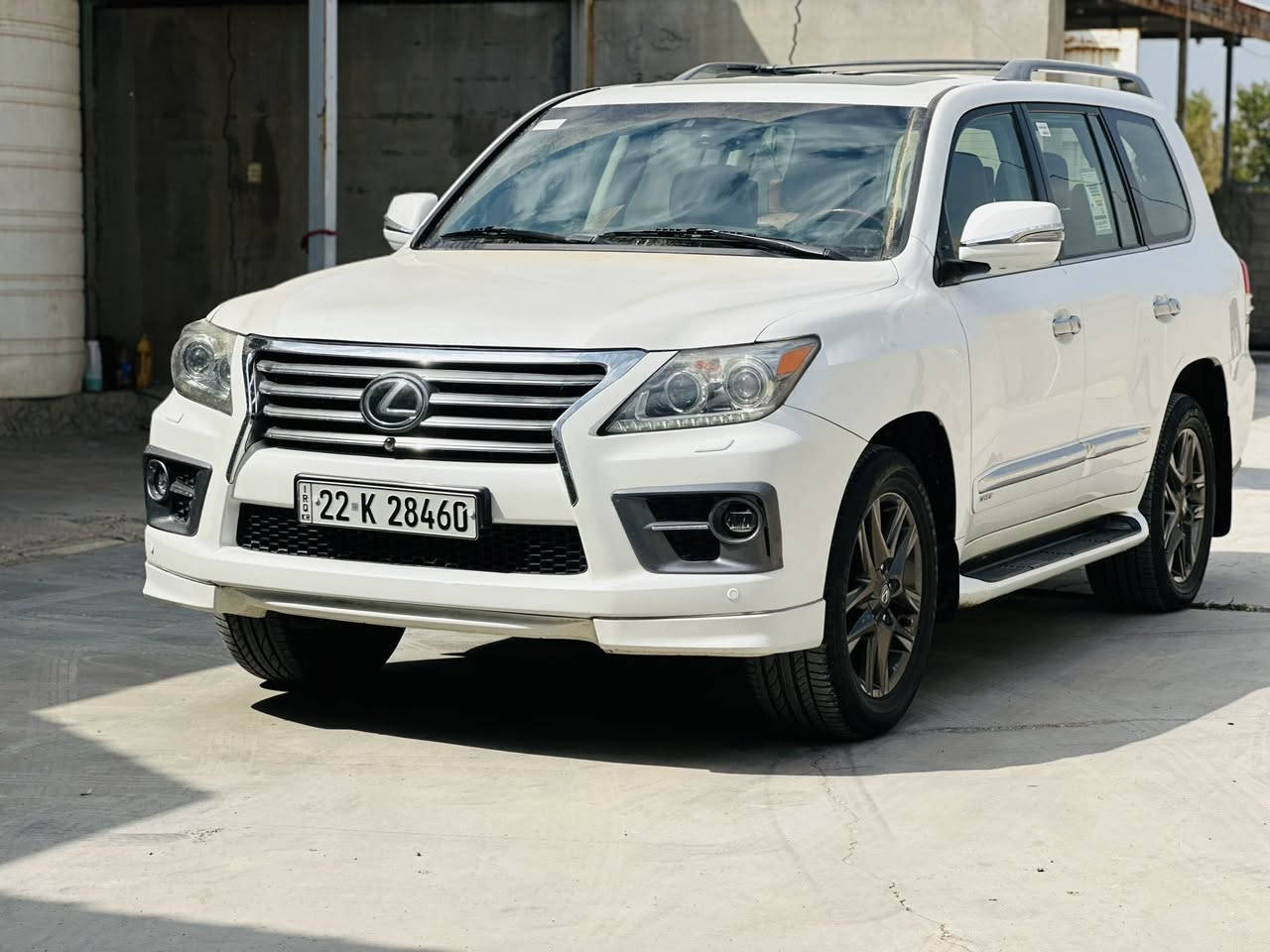النوع .(LEXUS SPORT)
موديل ٢٠١٢
للبيع أو المراوس 
رقم اربيل الجديد بسمي 
كفالة من عدة البنيد
السياره علها ادامه كامله بل شركه 
الفئة بريم اعلى موصفات 
1_نظام جكات 
2_كامرات امامية وخلفية ومحيطة 
3_ شاشات كشنات  
4_كشنات ذاكرر 
5_داخل احمر  
6_٣انظمة قيادة 
7_محرك V8. 
8_د تدفئه تبريد 
9-ستيرن كهرباء 
11-رادار امام توقف ذاتي 
12-نقط عمياء 
13-تحديد مسار  
14-فور ويل + دبل 
15-ستيرن تدفئه
السعر خاص 
للاستفسار :
***********
***********
