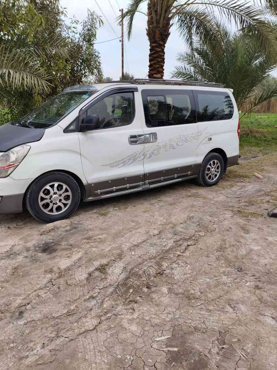 سلام عليكم ستاركس موديل 9 رقم بغداد احمر مصفره هيه مرور سنويه صاقطه سنتين مكينه مل 14 تخم تاير  بيه مكانت صبغ بيه ضربه بل تكم وكعه عليه شجره بس غير ماكو سعر 90 ***********
