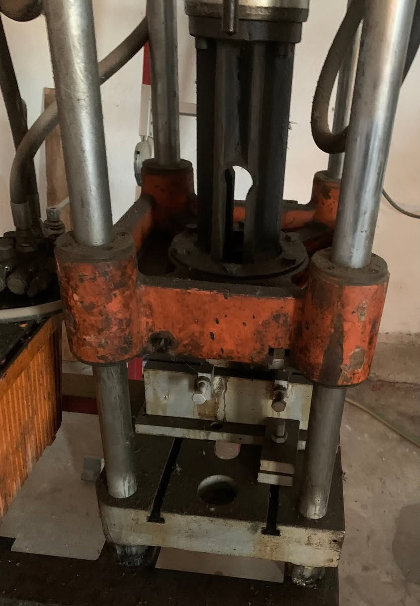 بريس للبيع السعر 900 الف


**إذا كنت صاحب هذا الإعلان وتريد حذفه لأي سبب، رجاءا أرسل رسالة إلى الدعم الفني**