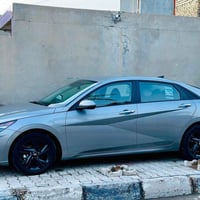 للبيع الانتره موديل 2022 مكينه 2000 السياره جديده صور حادثها موجوده وب...