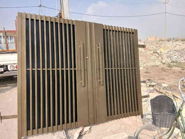 حداد جوال بابل كافت انواع الحداده السقائف سندويج بنل صيانت ابواب وبانسب الاسعار ***********
