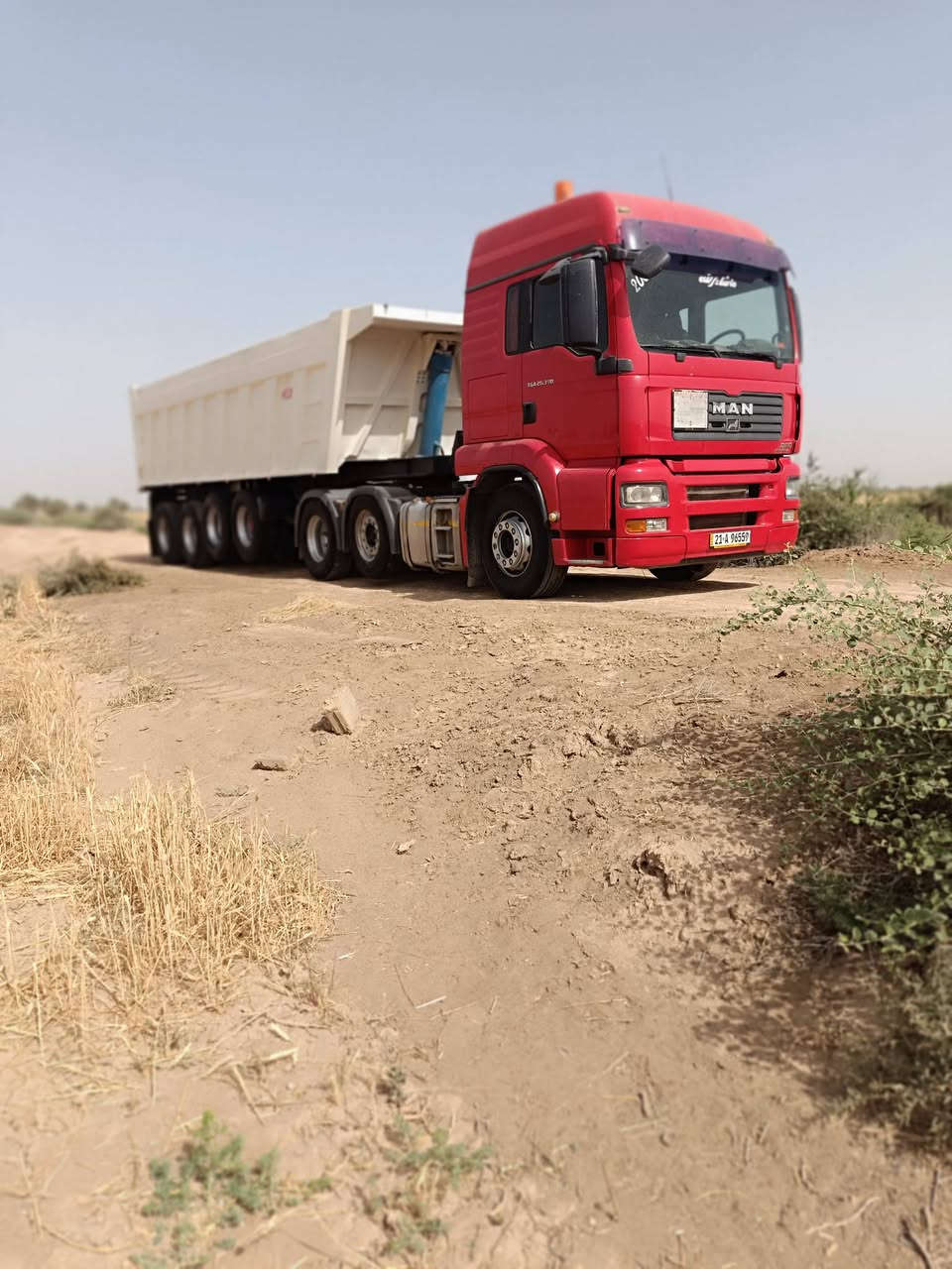 سلام عليكم مان للبيع 2005 كفاله عامه تخم تاير كير غساله حجم 430 ذرعه 30 مرسمه 4محاور بس شراي يتصل ***********
