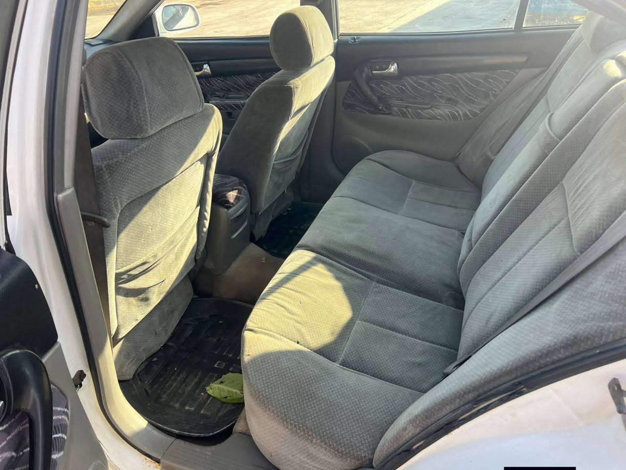 بيع ومراوس شوفر ليت ابيكا موديل2006 رقم بغداد شرط التحويل السعر45 اتصل ***********
