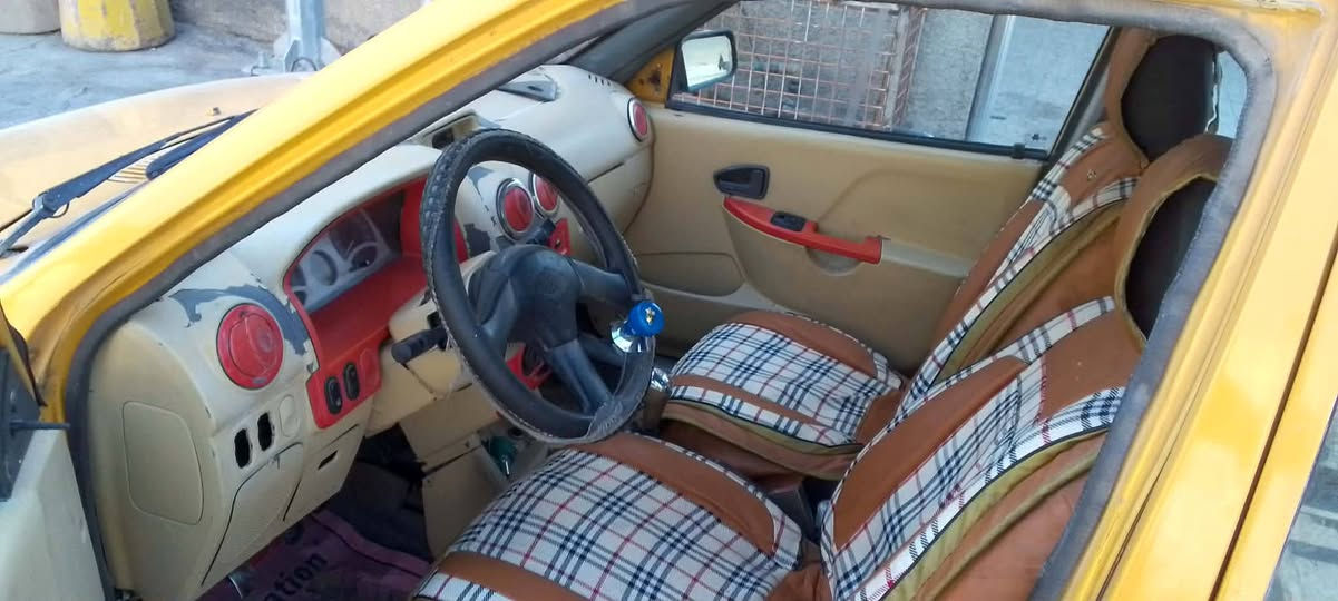 سلام عليكم رمضان كريم عليكم سايبه للبيع موديل 2012بسمي سنويه لغايت 2026تبريد كمبريسرعاطل تخم تاير جديد هسه شادهن هيئه اربع سنوات مطلوبه قفل 22ورقه الهئه عليك عنوان بغداد شارع السجه ***********
