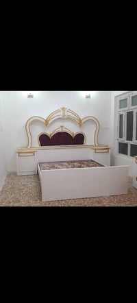 غرفة للبيع • واتس