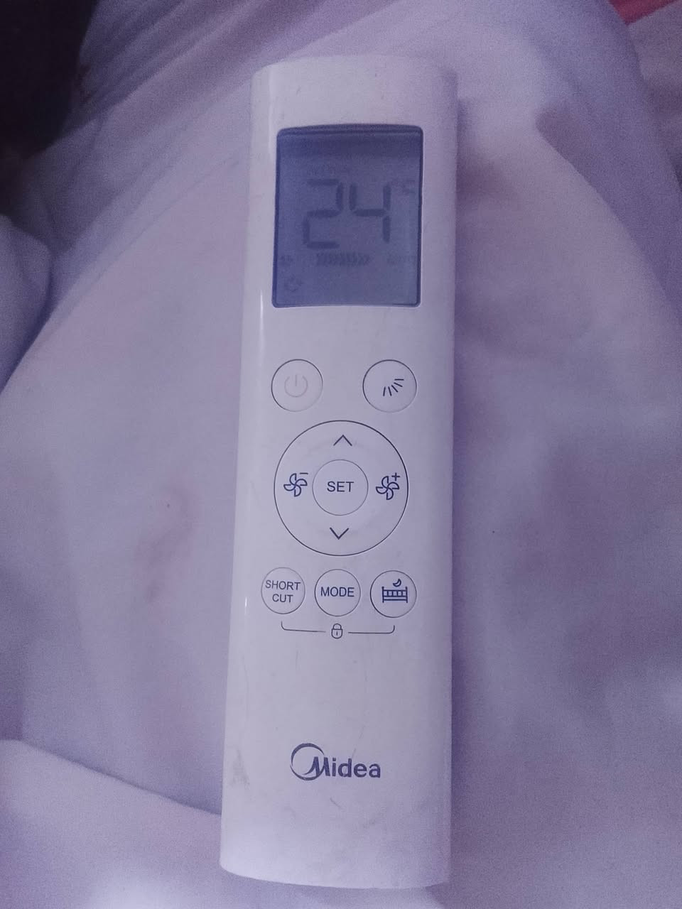 سلام عليكم سبلت ميديه ابو طن شغال عوزه شويه غاز شغال السبلت سعر 150 وبي مجال حك  الجيه مكاني بغداد ***********
