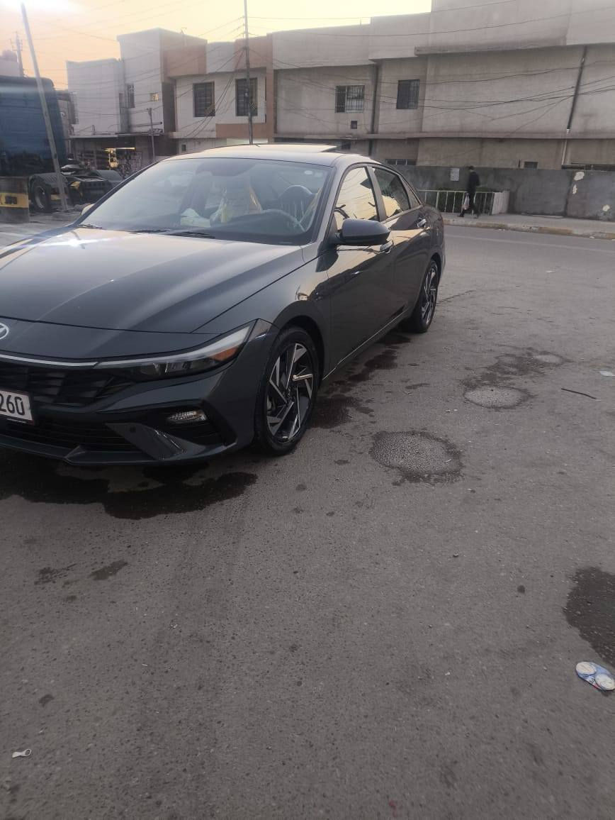 النترا٢٠٢٤ وارد امريكي نظيفه جداً
فتحه سقف تنبيه اصطدام امامي خلفي وتوقف ذاتي امامي خلفي تدفئه كشنات وستيرن رادارات ٣٦٠ بصمه تشغيل وفتح صندوق بصمه وذكي تشغيل عن بعد مثبت سرعه هزاز ستيرن تنبيه خروج عن المسار وهواي مواصفات

محرك ٢٠٠٠ دوش السياره ماشيه ١٩ الف كيلوا السياره قطره صبغ ما بيها حادثها فقط بارد قليل بالجاملغ عكس السايقوالباقي وضع الشركه ايرباكات دواخل كله مكفول شواصي ولغود مكفول الحادث موضح بالصور

***********
