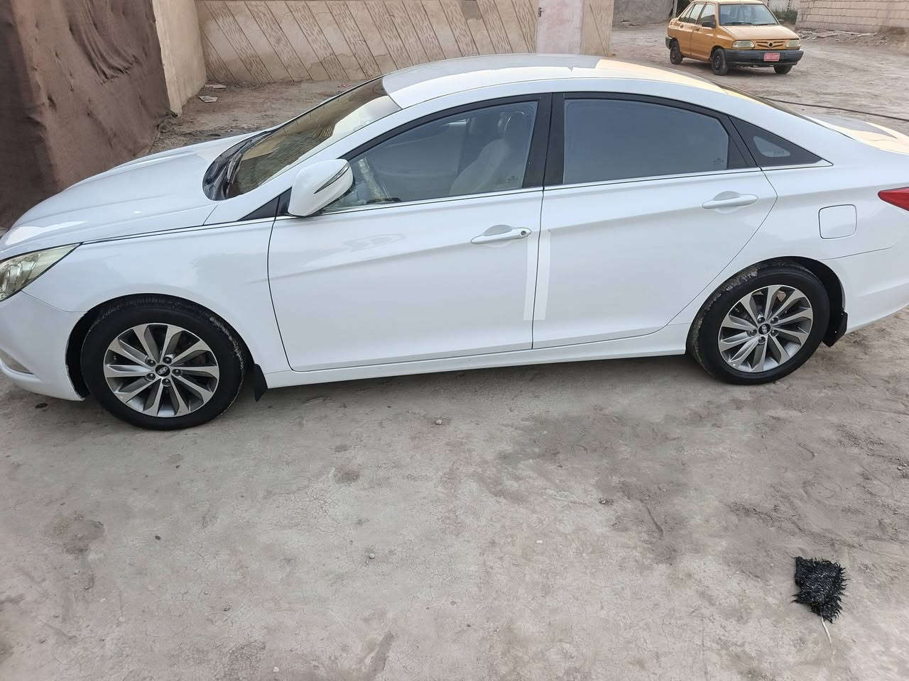 سوناتا 2014سليمانيه خليجي فقط صبغ باب الامامي والباقي مكفول تريد تحويل تريد وكاله
مواصفات
كشن كهربائي
مكينه 2400
شفتات ستيرن
لايت زنون
حساسات خلفي
مري شفط
ويل كروم بلاد عدد 5
مكان السياره حله الطليعه
***********
***********
