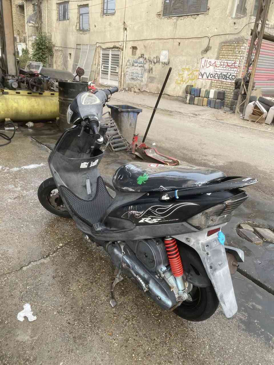 سلام عليكم

ماكس عدله للبيع كفاله عامه دراجه لون اسود جارد دراجه كلهه ملحه جيب فيتر وتعال افحص تايرات جلاتين بلادي دراجه تاخذه مني ذا متعبر 100دراجه ترجع شلعه شك الكاع مكاني بغداد شهداء الرقم *********** واتساب
