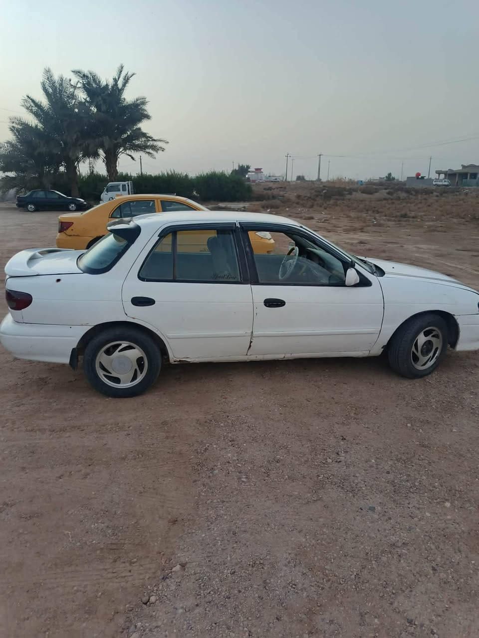 ملاحضه؟  مكلف بل نشر تواصل فقط عل رقم الهاتف

 كيه سيفيه موديل 96 كهربائيات كلها شغاله كير محرك مكفولات 
تخم تاير
صدر امامي خلفي
بلاديه سياره ما بيها قطرت صبق

السعر 33 وبيها مجال بسيط جدا حك جيه

السكن بغداد الوسفيه
رقم ‏‪0786 651 1164‬‏
