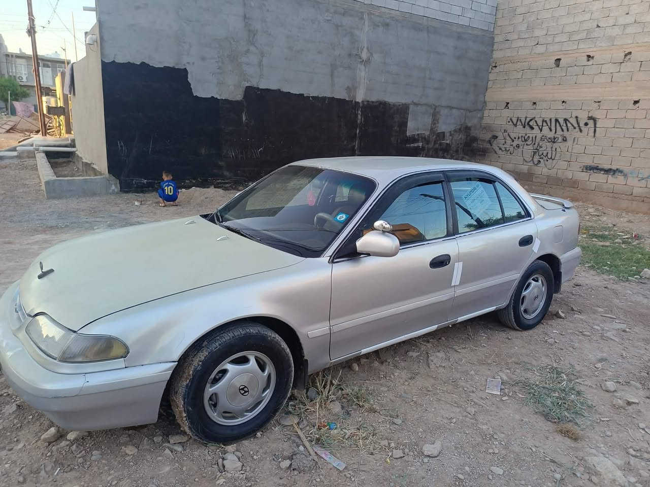 سلام عليكم سوناته تو للبيع موديل 1994 رقم ديالى دولي سنوية جديدة لل2030 تحويل مباشر تدفئة تبريد ثلج بسمي كير عادي مكينة مسكر كير ومكينة جدد صدر امامي خلفي جديد كهربائيات كله شغال على البلاد تخم تاير جديد  المكان ديالى بعقويه السعر 40 وبيه مجال الرقم ***********

