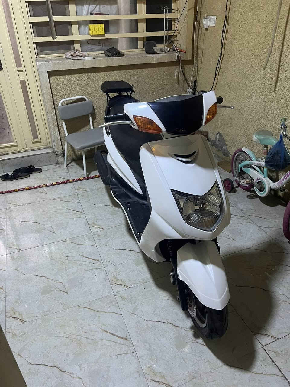 سكنس نثية ياباني مكينة بلادية دراجة جديدة جدا السعر 650 للاتصال ***********
