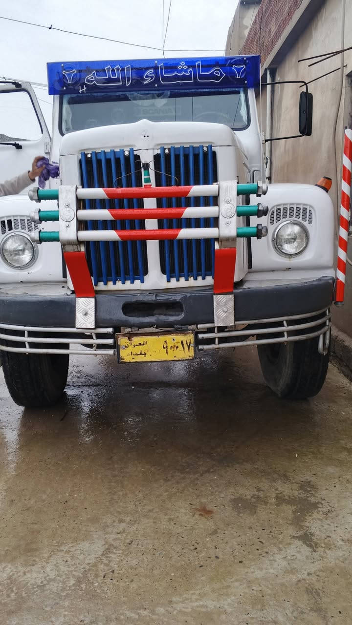 السلام عليكم سكانيا للبيع مطوله محرك كير  كسن  شرط تحويل رقم بغداد مثبته بالسنويه حوضيه ماء موديل74 محرك معمر رايما تعمير جديد سايس 20.  قماره داخله حداديه ودوشمه وارمنيه جديد‏ سعر 18 مليون وبها مجال  عنوان داخل ربيعه ‪***********‬‏
