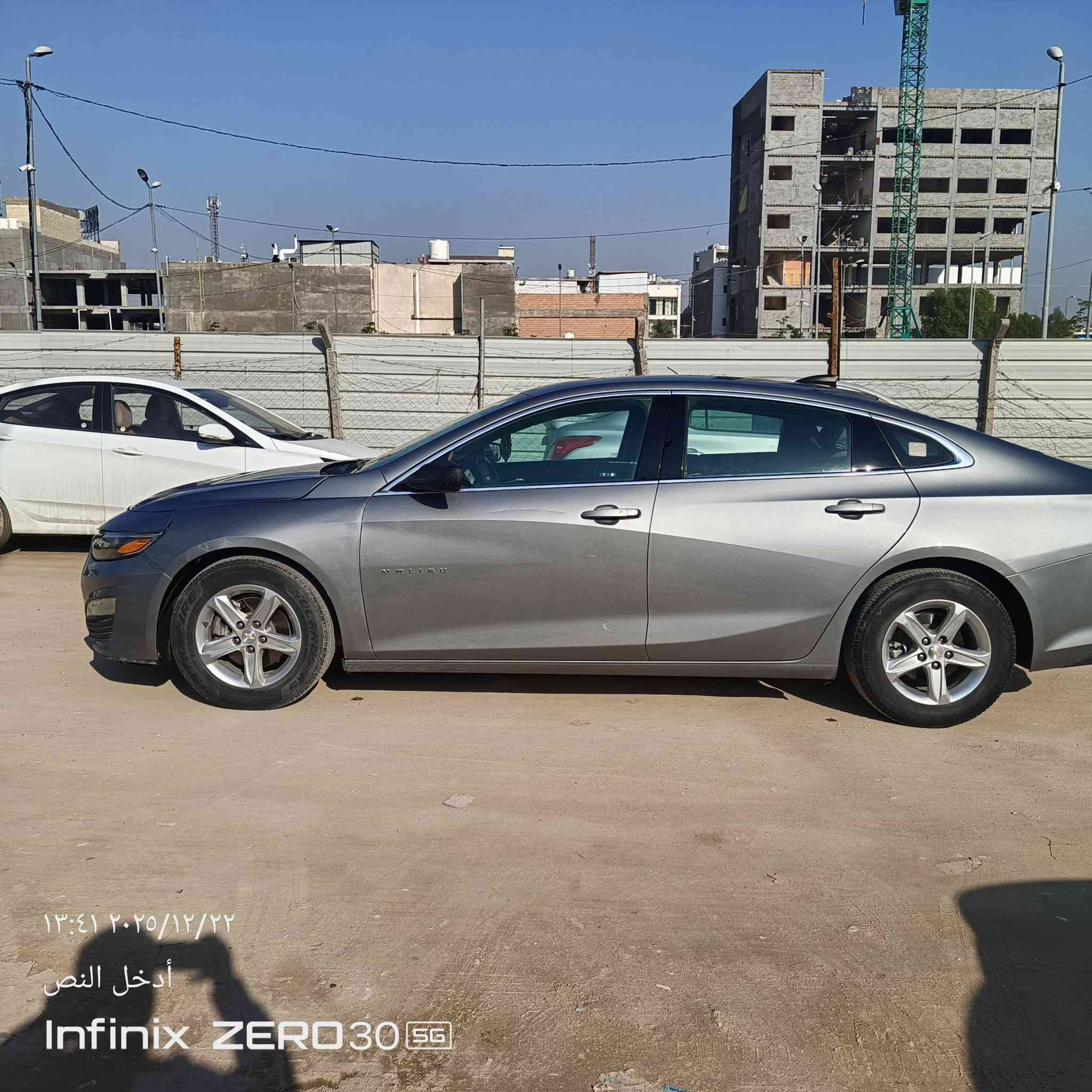 شوفرليت ماليبو 
2023 
رقم بغداد معوقين 
الضرر واضح مع الصور والسونار موجود 
ماشيه/100 الف كيلو متر 
السياره جاهزه بيها فقط كازكيت مبدل 
بيها كير بي مشكله يحتاج تجفيت او تبديل
السعر/89 ورقه. 
مكان السياره كربلاء 
للمزيد من التفاصيل الاتصال على الرقم التالي 
***********
