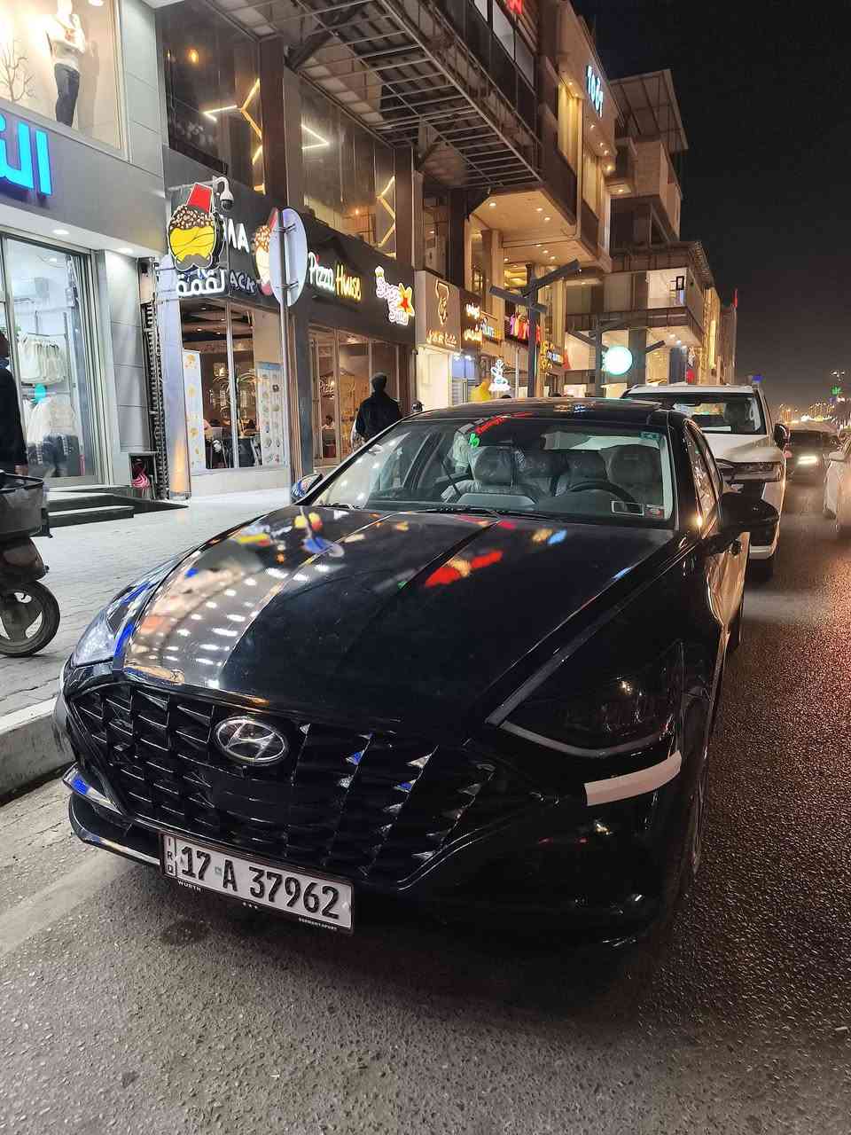 تحية طيبة وجمعة مباركة
2022 سوناتا sle plas معوقين مثنى 

وكالة عامة مطلقة ام الباركود باسمي 

مواصفاتها 

ايرباك ستيرن ودشبول سليم 🔴

ماشية 62 الف km 🔴

تشغيل عن بعد 🕹🔴

داخل ابيض + كشن كهربااء 🔴

دشبول رقمي ( ديجيتال ) متغير 5 وضعيات قيادة 🔴

قطعتين تبريد + مناخ منفصل 🔴

بصمات بالابواب + ترحيب رادارات 360 اتجاه 🔴

توقف ذاتي شاشة ذكية 🔴

مكينة 2500 تنفس طبيعي 🔴

بيها هواي مواصفات 

حادثهاا مال امريكا بارد فقط 🔴

بالعراق بيها باب سايق تبديل وكلير جاملغ فقط 🔴

بيع او مراوس 

170 ورقة سعر نهائي 🔒

***********
