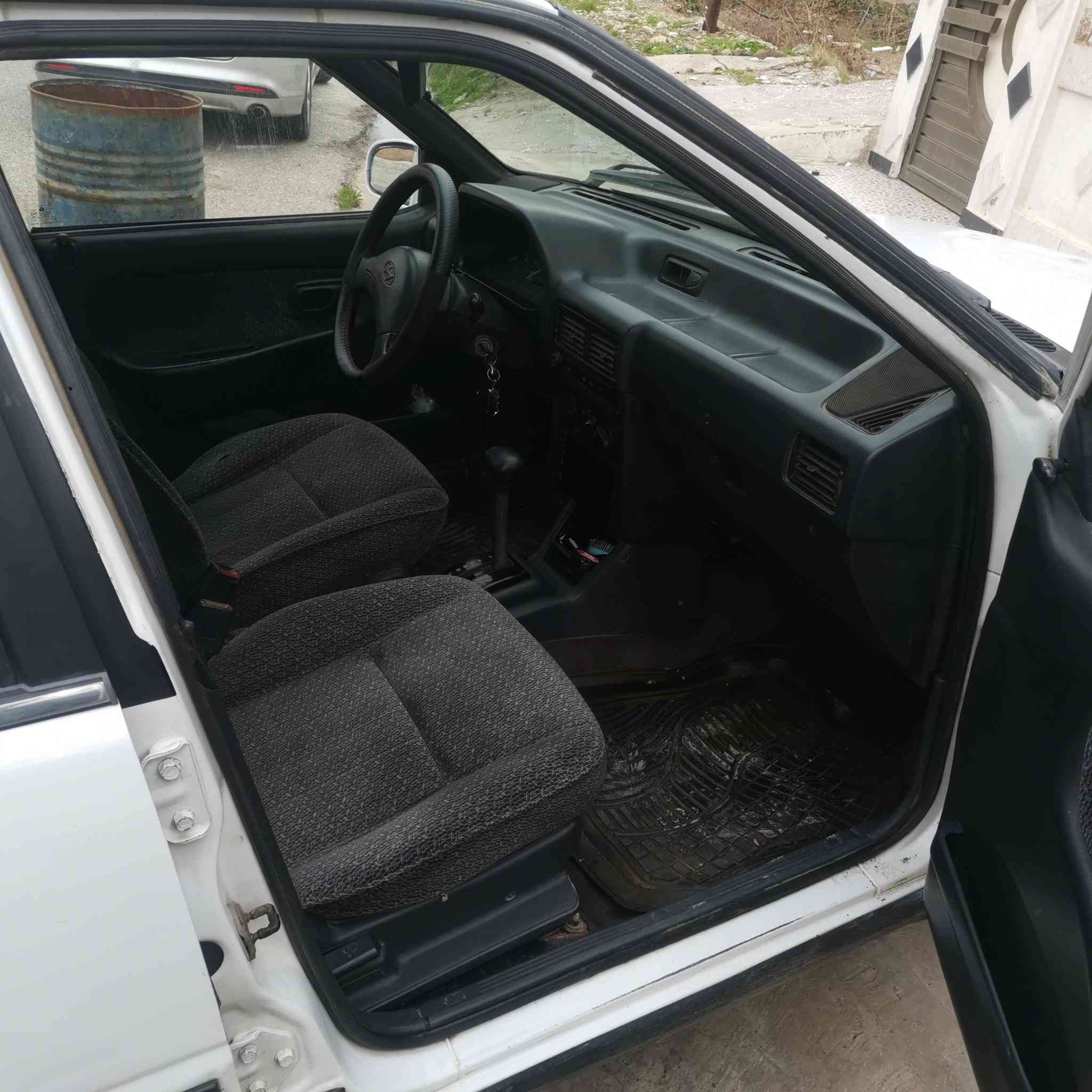 السلام عليكم
سياره هونداي بوني موديل١٩٩٣ للبيع
جاهزه للآخر
كير اوتماتك
منظومه غاز
تخم تايرات
ويل كب
شرط التحويل
السعر 4100$
للمعلومات الاتصال علئ
***********
***********
