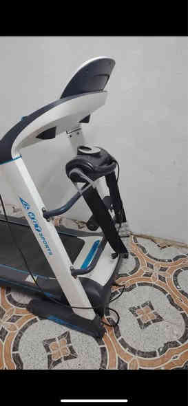 جهاز جري مستعمل قليل اخو الجديد  اربع لعبات وهزاز
السعر 400 وبي مجال  
المكان /بابل /حي الجزائر 
الرقم/*********** حلة
