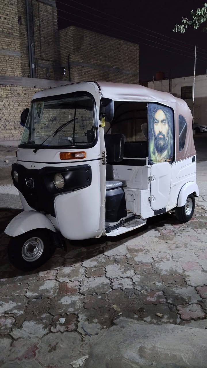 السلام عليكم شباب تكتك باجاج للبيع السعر 3 وبيها مجال ادوات التكتك ادوات مكان ناصريه مركز  ‏‪‪0781 364 9671‬‬‏
