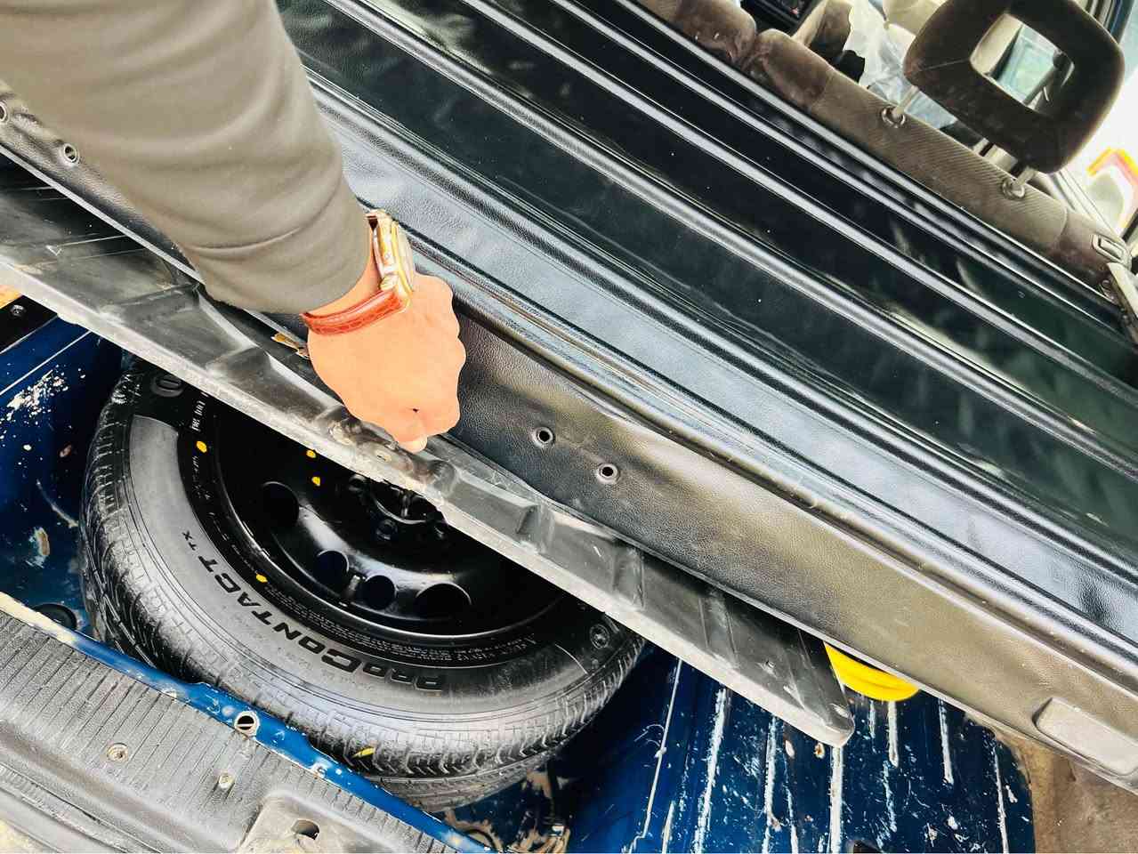 وبل وميكا استيشن
موديل 93👌
دعامي بو دعامي شرت
تحويل وكاله شرت 
كير مكينه شرت حجم 20بيلادي 
تخم تايره ويل جديد 
داخلي وزع شريكه 
سعر 27ورقه مجال 
عنوان ناحيه قسروك 
رقم موبايل *********** شيخان, نينوى
