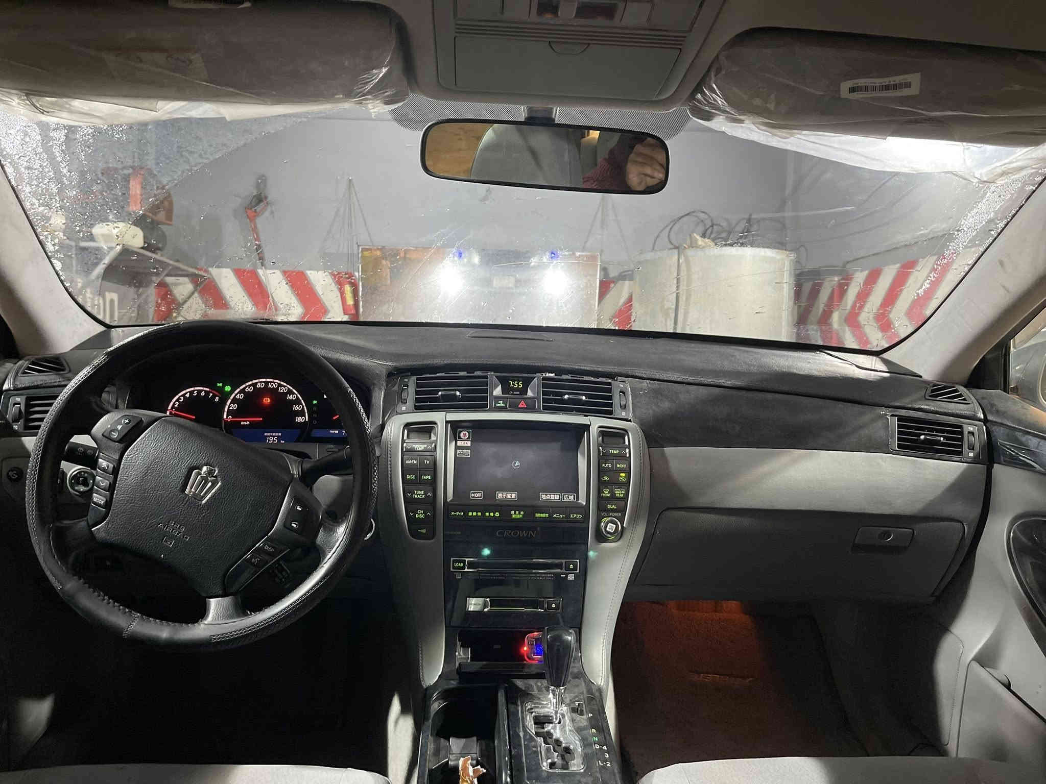 شاهینە سپۆرت  ٢٠٠٥ بڕاوە 
١٨٠ی گێڕ و مەكینە بچوك 
گێڕ و مەكینەی بەشەرت 
٣ دوگمە
بەسمە 
تەحدید سورعە 
سوكان ڤۆلیۆم 
ئاوێنە هیتەر 
ساڵۆنسای سپۆرتی بۆ بەسراوە 
تەبرید سارد و گەرم بەشەرت 
برێكی بەسراوە
هەیكەلی  سەیارەكە نموونەیە  
تایە و ویلێكی سپۆرتی لەژێرە
سەیارەیەكی تابڵێی جایزە ماڵی دەستی گەنجە 
بەنزین زۆر زۆر كەم سەرفەكات 
قوەتێكی زۆر باشی هەیە 
تەقە و رەقەی هیچ تیانیە
١ تەقە و ١٠٠ دۆلارت بۆ ئەبڕم 
سعری ٤٩ گەڵا و مەجالێكی كەم 
شوێن پیرەمەگرون 
تەنها فرۆشتنە 
***********
