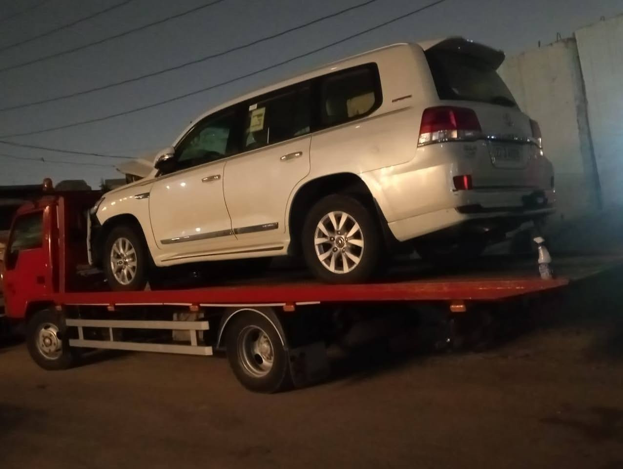 كرين للأجره خدمه 24ساعه بغداد و جميع المحافظات حجي محمد ابو عباس ***********
