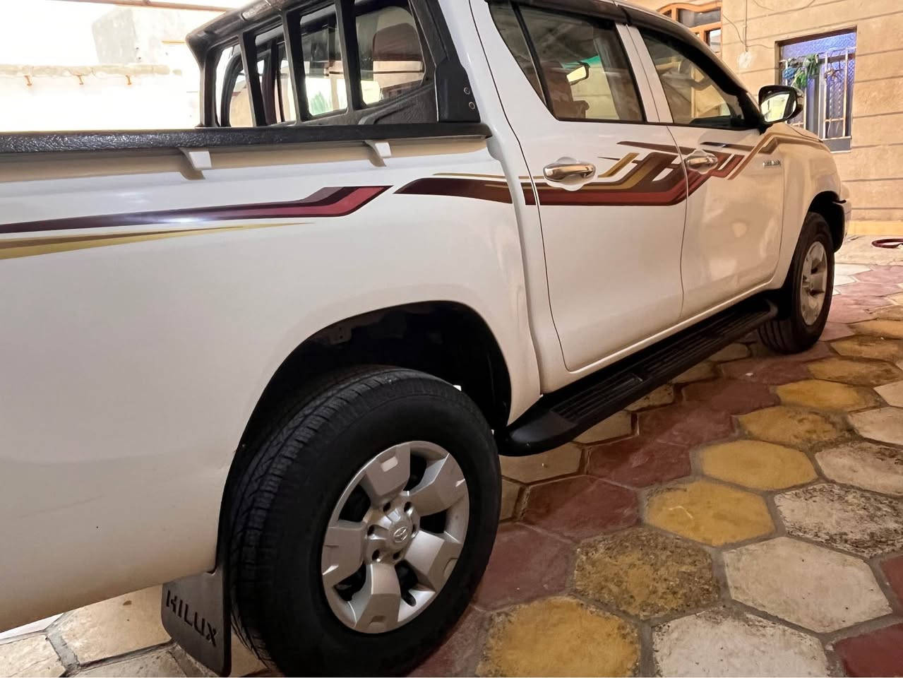 السلام عليكم 
بيك اب فور ويل كاز 2016 اوتو. مكفوله من الظربه وصبغ وتبديل. مكينه مجفته راجعه احسن من البلاد لا تنقيص ولا تبخير. رقم بصره بسمي. السياره ما ناقصها شي خير من الله. السعر 230$ 
مكاني بصره الدير شمال النشوه منطقه سيد علي السيدنور. قرب حقل مجنون. 
رقم الهاتف *********** القرنة, البصرة
