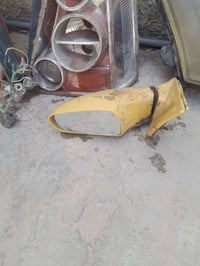 غراض مال شيري a5 زوج ماصدات وزوج بك لايت بدون جام وتك مرايه مصلحه ويده...