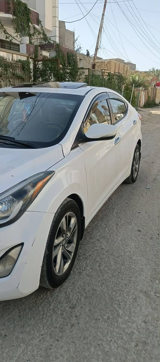 سلام عليكم لنتره للبيع موديل 15 خليجي بيه طخه بل جاملغ لمامي مكينه 1800 سياره مابيه نقص تبريد ثلج تخم تاير جديد صدر جديد بيه صبغ 5 قطع ابيع حزام  سياره جديده بعنه لكلمه كهربايا شغاله مكان السياره ابو غريب لشهداء لسعر 97 وبيه مجال لهاتف *********** ***********
