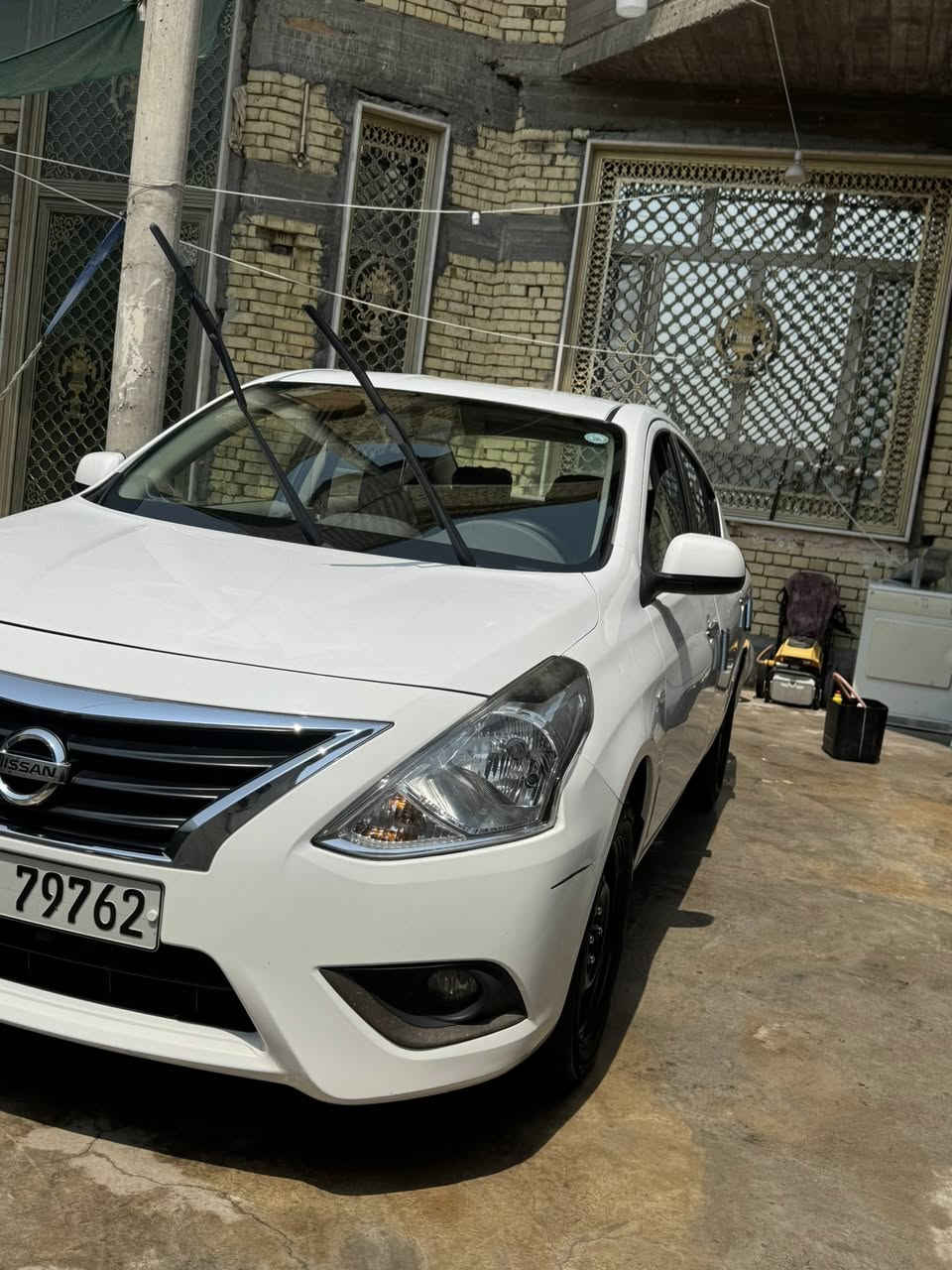 السلام عليكم نيسان سني الهندي ام البليته الزركه 2023 كفاله للبيع ***********
