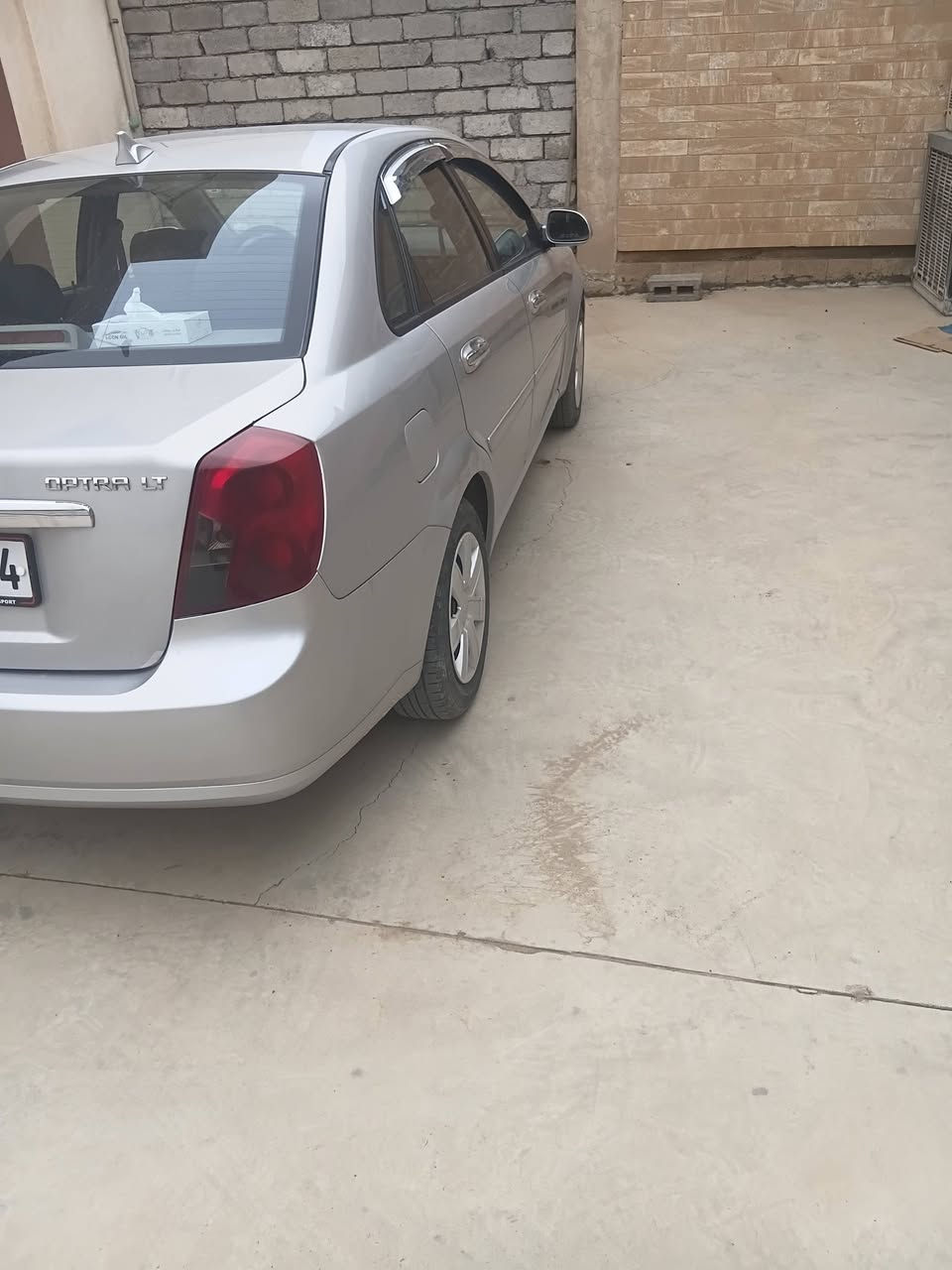 ابترا ٢٠٠٩ سنويه لي الفين ثلاثين هزه جديده كير  محرك شرط سياره جاهزه تحويل مباشر (***********)
