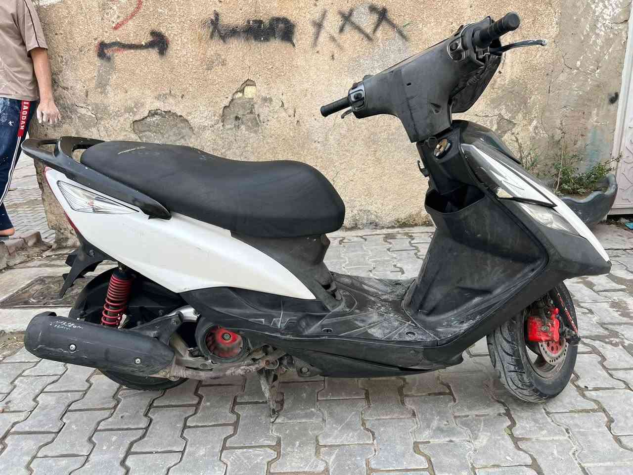 دراجة ماكس ثعلب للبيع
كفاله عامة
السعر650وبي مجال
العنوان: بغداد  الحريه شارع الدور العريض 
لتواصل:***********
