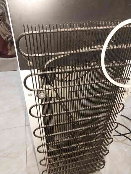 السلام عليكم عندي غراض منزليه مستخدمه للبيع براد ماء وأوفن شوي وسيارة أطفال سعر الكل 100 الف للتواصل ***********
