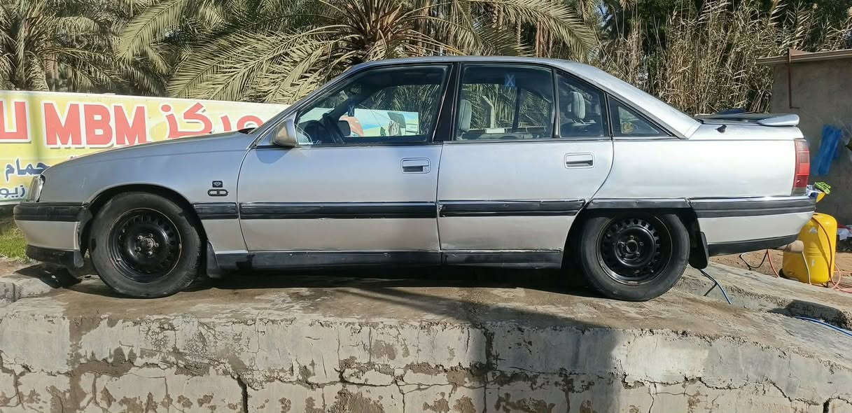 سلام عليكم
اوبل اوميكا
موديل 93 گير اتوماتيك رقم بابل تحويل مباشر
بمحرك 2000 بداية تبخير بدون تنقيص
حدادية وتخم تايرات
تبريد ما يشتغل
مكانها كربلاء
للبيع  
گشرها نظيف السيارة
سعرها 33 وبيها مجال اي تفاصيل بالخدمة
***********
