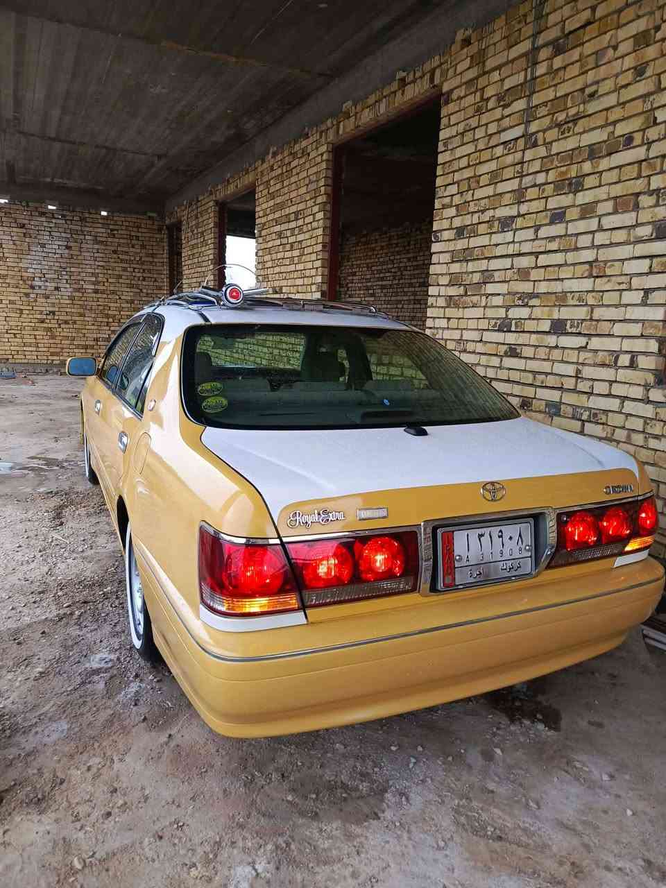 السلام عليكم ملكه للبيع او امراوس سياره دكمتين برده خلفيه مكينه كير حداديه تخم تاير سياره جاهزه من كلشي وتجي وتشوف اذا مو احله من الصور اشكد تخصر عليه العنوان السماوه سياره خط وبحث نجف بغداد جاهزه من كل النواحي كصتها قماره فقط رقم الماني وملصق وكتاب الفحص عندي سياره مفحوصه وجاهزه السعر اب ٨٠ وعليها غرامات مرور ١٤ ورقه يطيحن من سعرها وبخدمتكم خاص مفتوح وهذا هم رقمي ***********
