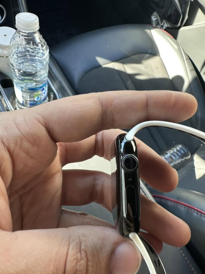 🍏 watch  جيل 10 jet black
نضافه 98‎%‎  بعدها داخل ضمان ابل  
حجم 46m 

بطاريه 98‎%‎

نسخة Gps 

سعرها 340 بيها مجال قليل كلش  وسعرها مناسب اصلاا

كامل ملحقات 

*********** بصره
