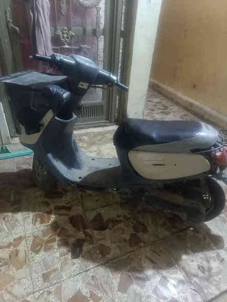 سلام عليكم عندي دراجه كلش حلوه والله دراجه جاهزه من كلشي جديده بعدهي بس غسل يرادله فقط كلشي شغال بيه سلف هندر واحد فقط الصبح سعره 400 وبيه مجال الإستفسار *********** اتصال وتساب مفتوح
