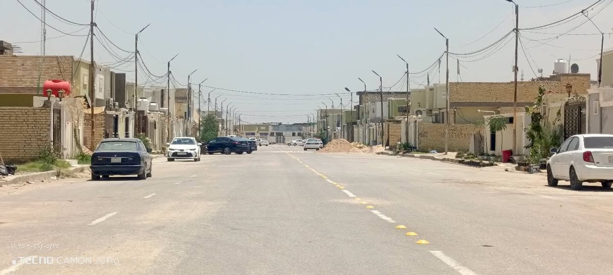 بيت   150 متر ( شغلل جناي فووول )
((قريب الشارع العام بلخط الاول )) يبعد عن الشارع 200 متر 

طابو زراعي سند 25 + أقرار محكمة 

عرض شارع 20متر 

العنوان / شارع الصب  قرب جسر الشهداء 

كامل من كلشي  مفتاح ✨

غرفتين  نوم 2 صاله.... مطبخ..... ... صحيات ..ستقبال 

السعر 70 وبيه مجال 

ملاحظة// متوفره كافت المساحات 50متر 80متر 100متر 120متر 150متر 200متر وكل هاذه وباسعار مناسبه ومل الخدمات متوفره 

للأستفسار
أتصال ‏ *********** ‏
واتساب ***********

