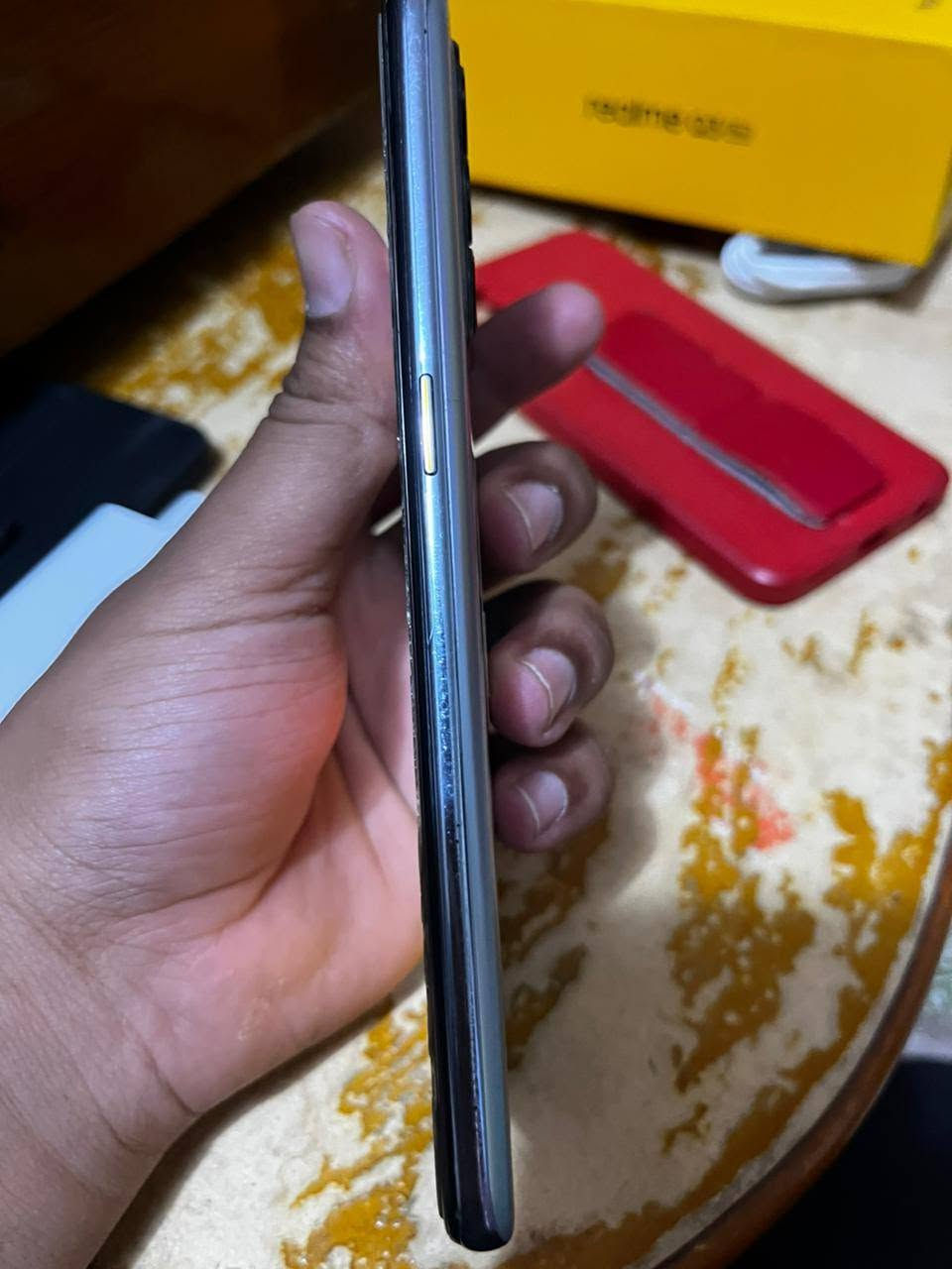 سلام عليكم اخوان 
تلفون realme Q3 pro ذاكره 128 جهاز نضيف ويا 3 كفرات + كارتون وشاحنه ومنضف وكامل معدلته والكسورات هذني بل الزكه مرتب وكامل ملحقاته سعره 150 مكاني ناصريه مركز حي المتنزه يم الاقسام الداخليه *********** توصيل موجود
