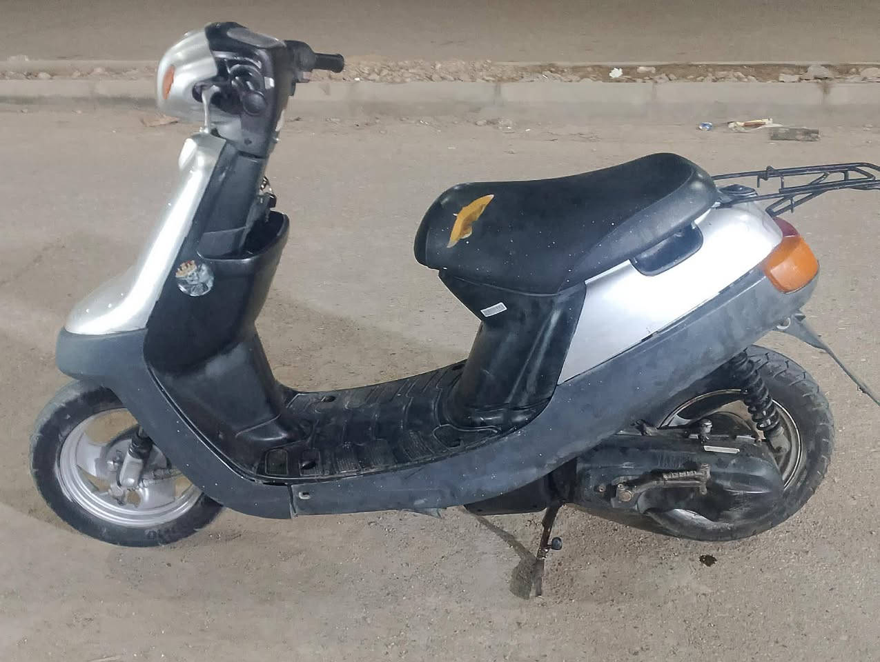 سلام عليكم دراجة بطة للبيع نضيفة مال محتاج دراجة سعرة ١٧٥وبيه مجال ***********
