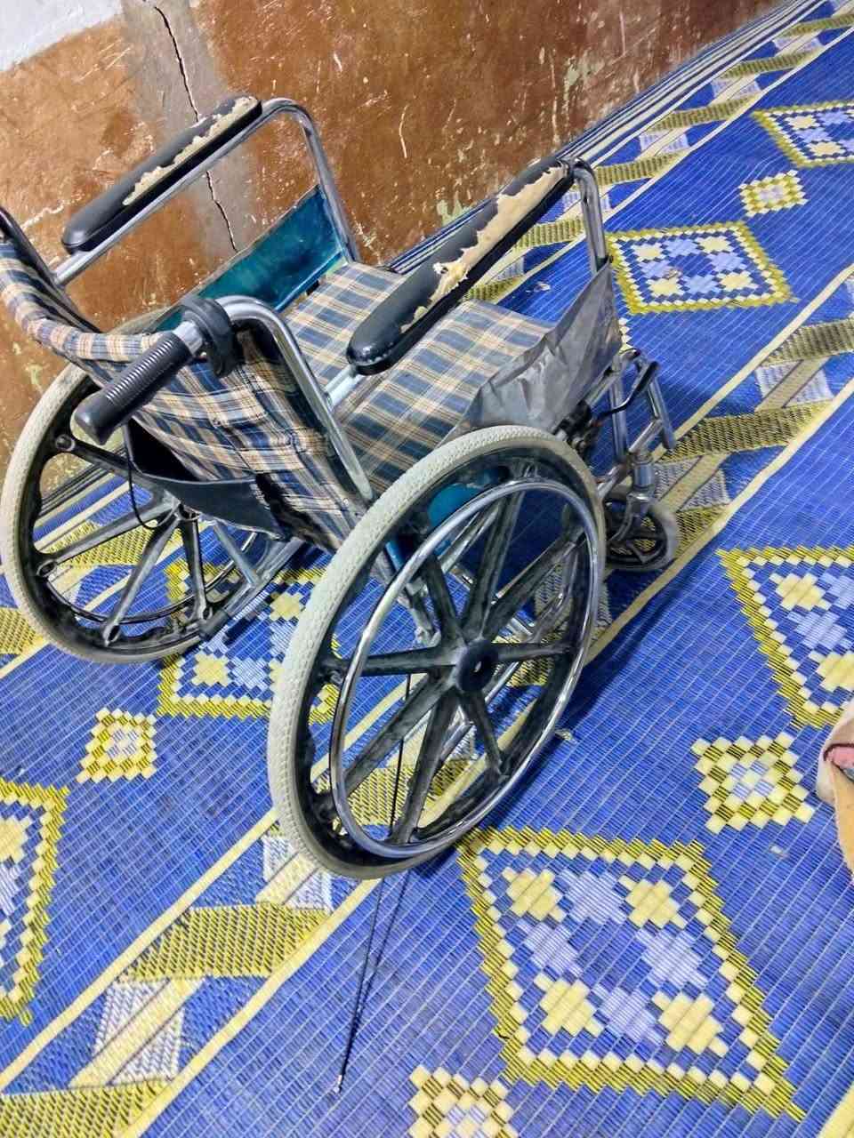 عربانه مستعملة البيع سعر ٢٥وبيها مجال الاشراي يتصل ***********
