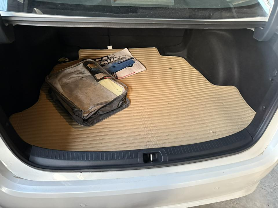 سلام عليكم كورلا 2024ساز اصل بانزين فقط ماشي ٧٠ سياره بل جيس حساس امامي خلفي وفتحه محرك1800 دواخل بل كارتون رقم أربيل هزة جديدة بس طخه جاملغ خلفي مكان صغير وتوحد لون الجاملغ وباب متعيره بدون دواخل بدون أي شي المكان البياع 
175$وبيه مجال  ***********
