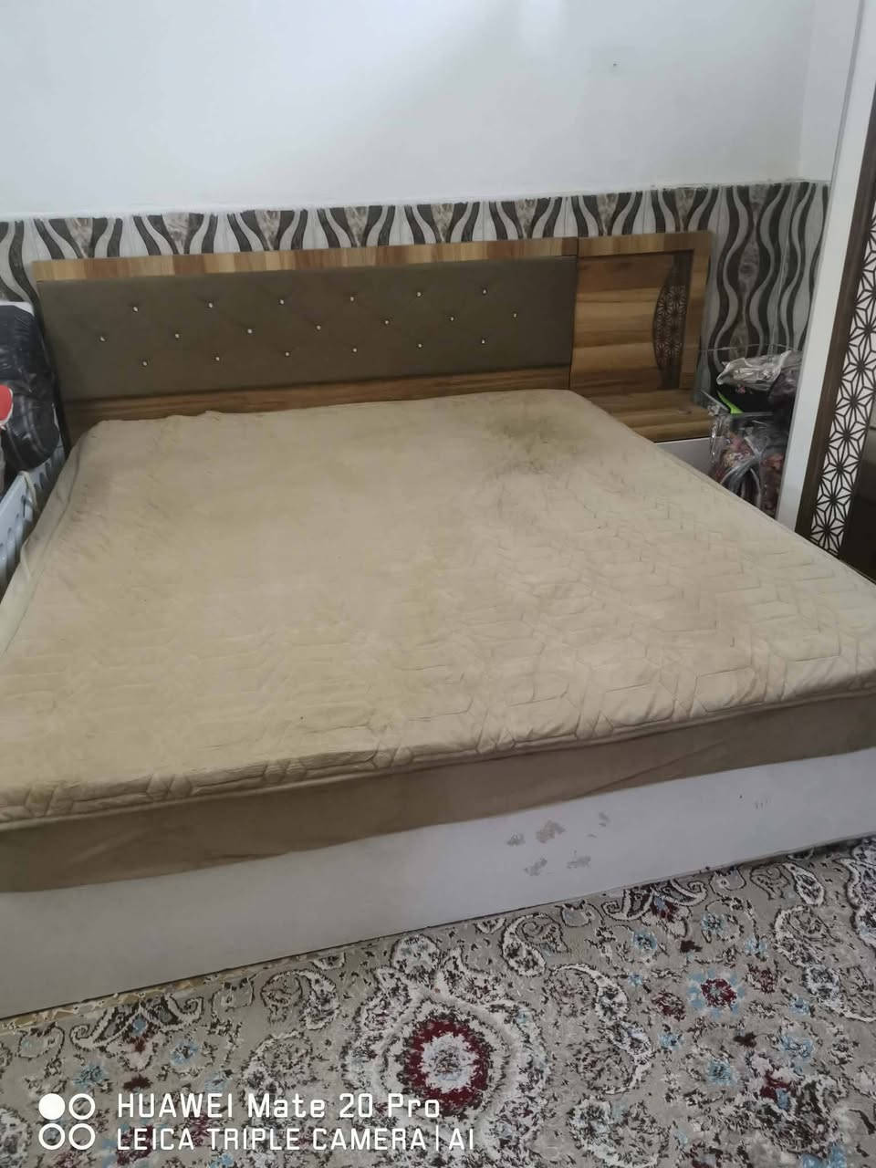 غرفه نوم تركيه 7 قطع 250 وبيها مجال
المكان الكريعات *********** واتس
