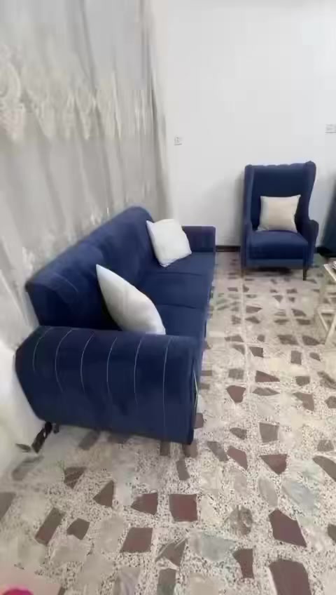 السلام عليكم تخم جديد استعمال كلش قليل مكانه الدوره دور النفط الثامنه 
0770 797 0660
