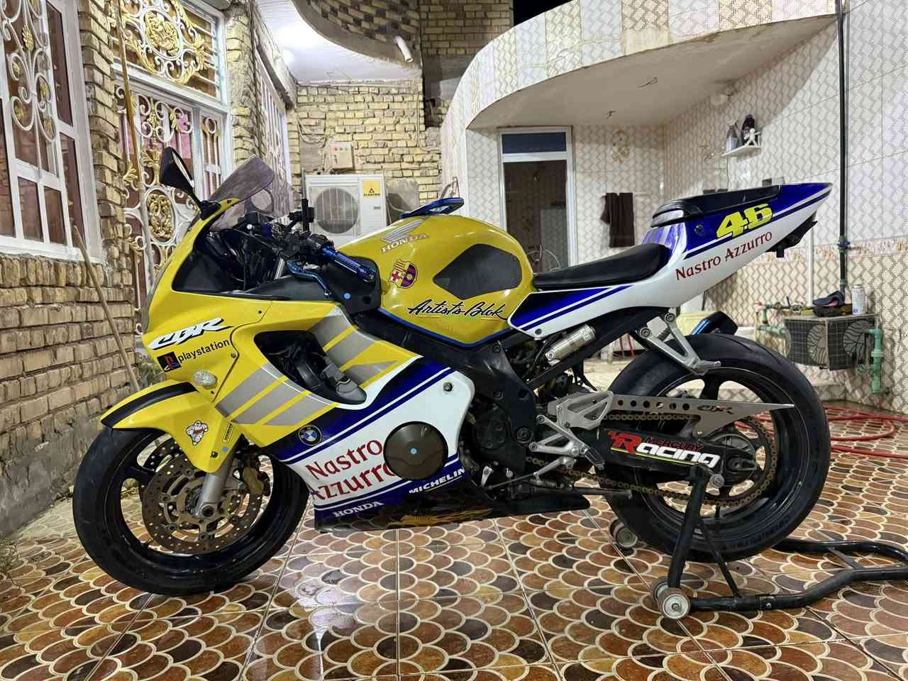 دراجه f4i ماشيه 59 اوراق وكمرك استنساخ الدراجه كفاله عامه ما مفتوح برغي بيه مكانه ناصريه مركز السعر 25 الى مو شراي لا يتعبني رجاً


**إذا كنت صاحب هذا الإعلان وتريد حذفه لأي سبب، رجاءا أرسل رسالة إلى الدعم الفني**