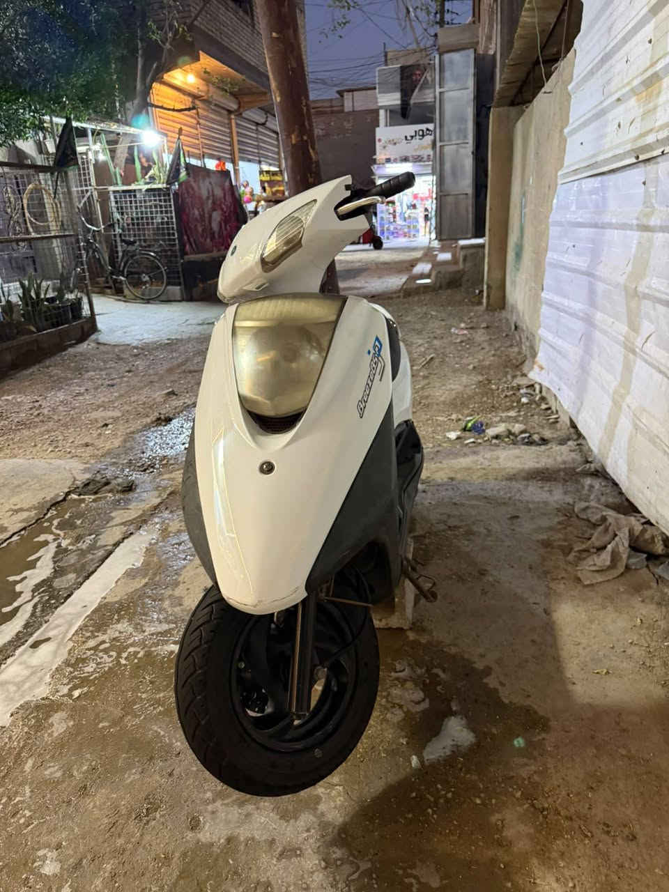 السلام عليكم بريز للبيع دراجه مال رمبه مكينه خرسه شلعه فول الدراجه الكهربايات كلها شغاله السعر 600 بيها مجال الرقم ***********
